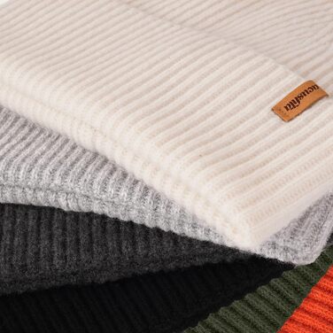 Зимова шапка біні ACUSHLA oversize з 100% мериносової вовни, унісекс (M-L, світло-сіра)