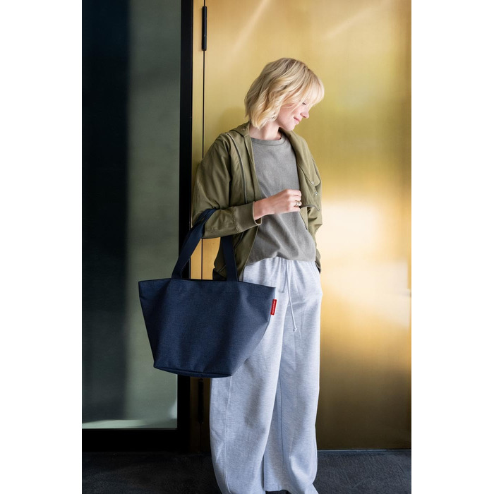 Сумка-шопер reisenthel shopper M водовідштовхуюча, темно-синя (Twist Navy)