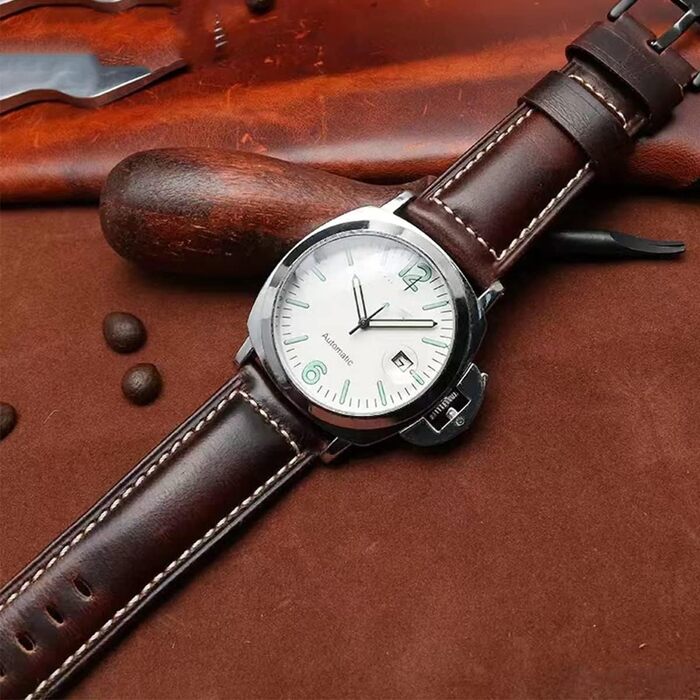 Шкіряний ремінець для годинника Panerai Luminor 44 мм, Vintage Military, 26мм/22мм, коричневий зі сріблястою пряжкою