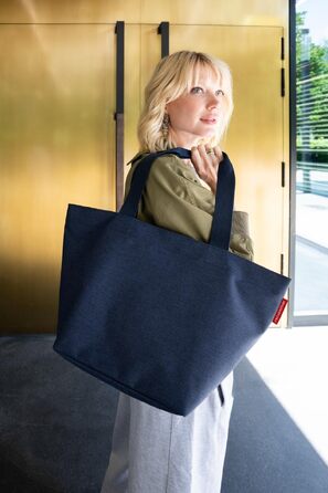 Сумка-шопер reisenthel shopper M водовідштовхуюча, темно-синя (Twist Navy)