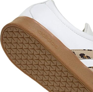 Чоловічі бігові кросівки adidas Cosmic M, білий/коричневий/сірий, розмір 40 EU