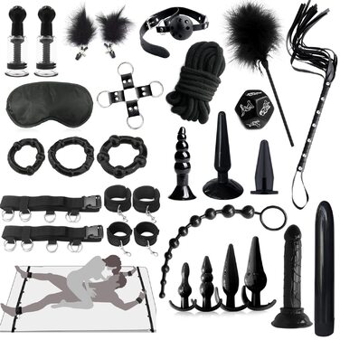 Набір для БДСМ з 26 предметів: наручники, анальні пробки, кільця для пеніса, чікер, затискачі для сосків, маска для очей, плеть, заглушки. Ідеальний набір для БДСМ-ігор