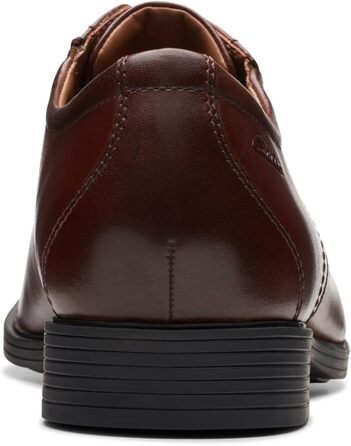 Чоловіча шкіряна кепка Clarks Whiddon, колір махагон (розмір 40 EU)