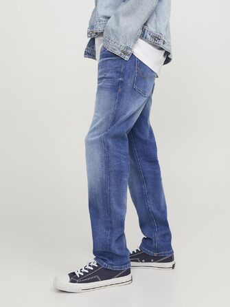 Чоловічі джинси Jack & Jones Comfort Fit JJIMIKE синього кольору (Blue Denim), розмір 36W/34L