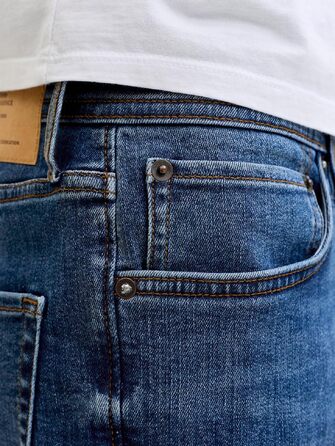 Чоловічі джинси Jack & Jones JJIMIKE Tapered Fit синього кольору, модель JJORIGINAL ST 172 NOOS
