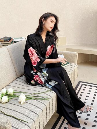 Чоловічий халат-кімоно з довгим рукавом з атласу, квітковий принт, чорний - Піон