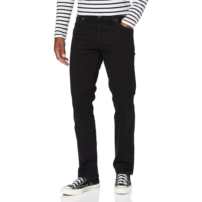 Чоловічі джинси Wrangler Texas Stretch W121XU13M завужені (Tapered), колір Black Overdye, розмір 44W/30L