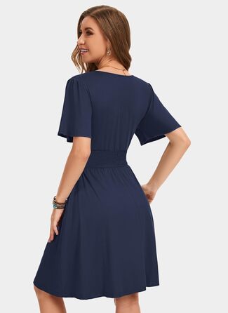 Літня сукня-міді Eleganza з рукавами-рюшами, V-подібним вирізом, талія імперія, темно-синій колір, з кишенями